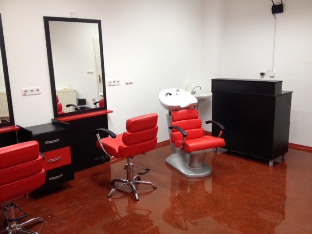 Frizerski salon MEGA BAR