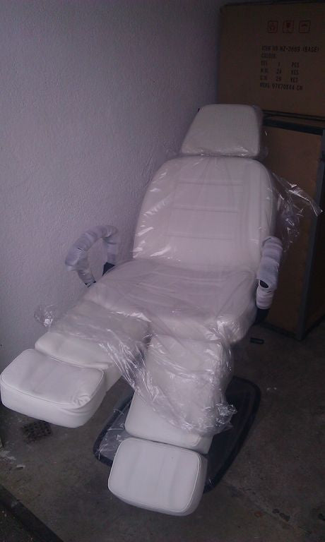 Različni posamezni izdelki v živo