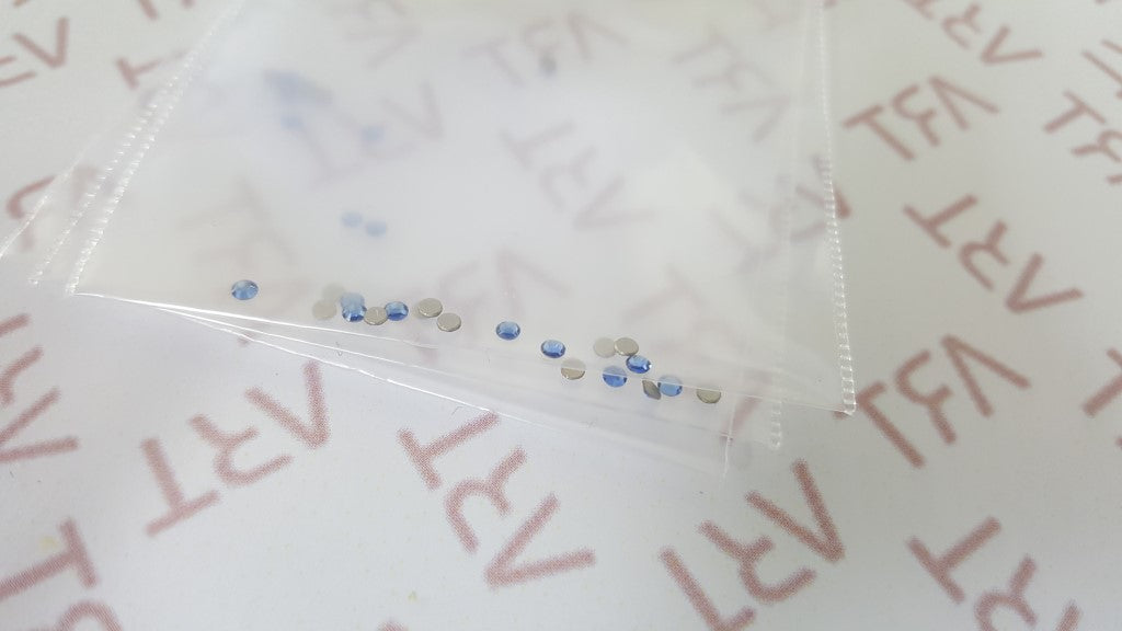 Swarovski kristali (Sapphire 1,9 mm) | GlamLashes 1/10