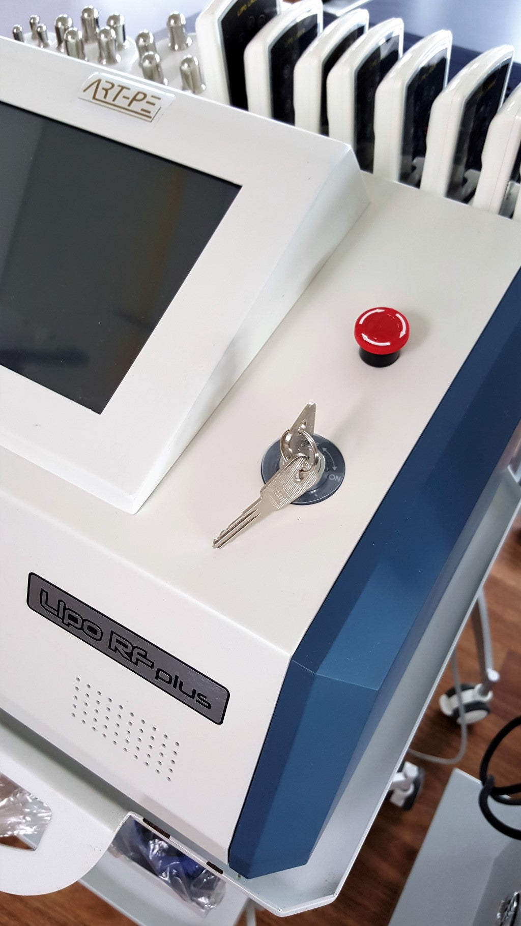 LipoLaser + RF naprava | LipoRF Plus