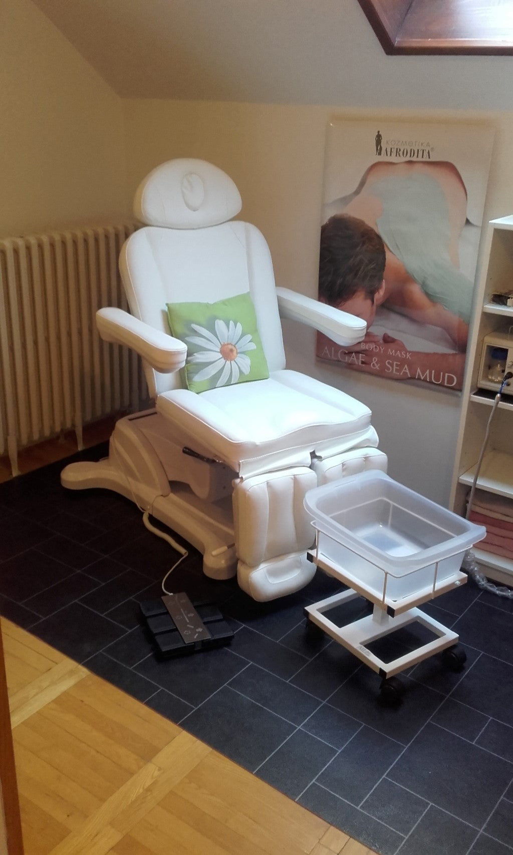 Pedikerski stol Mark | 3 x motor | 