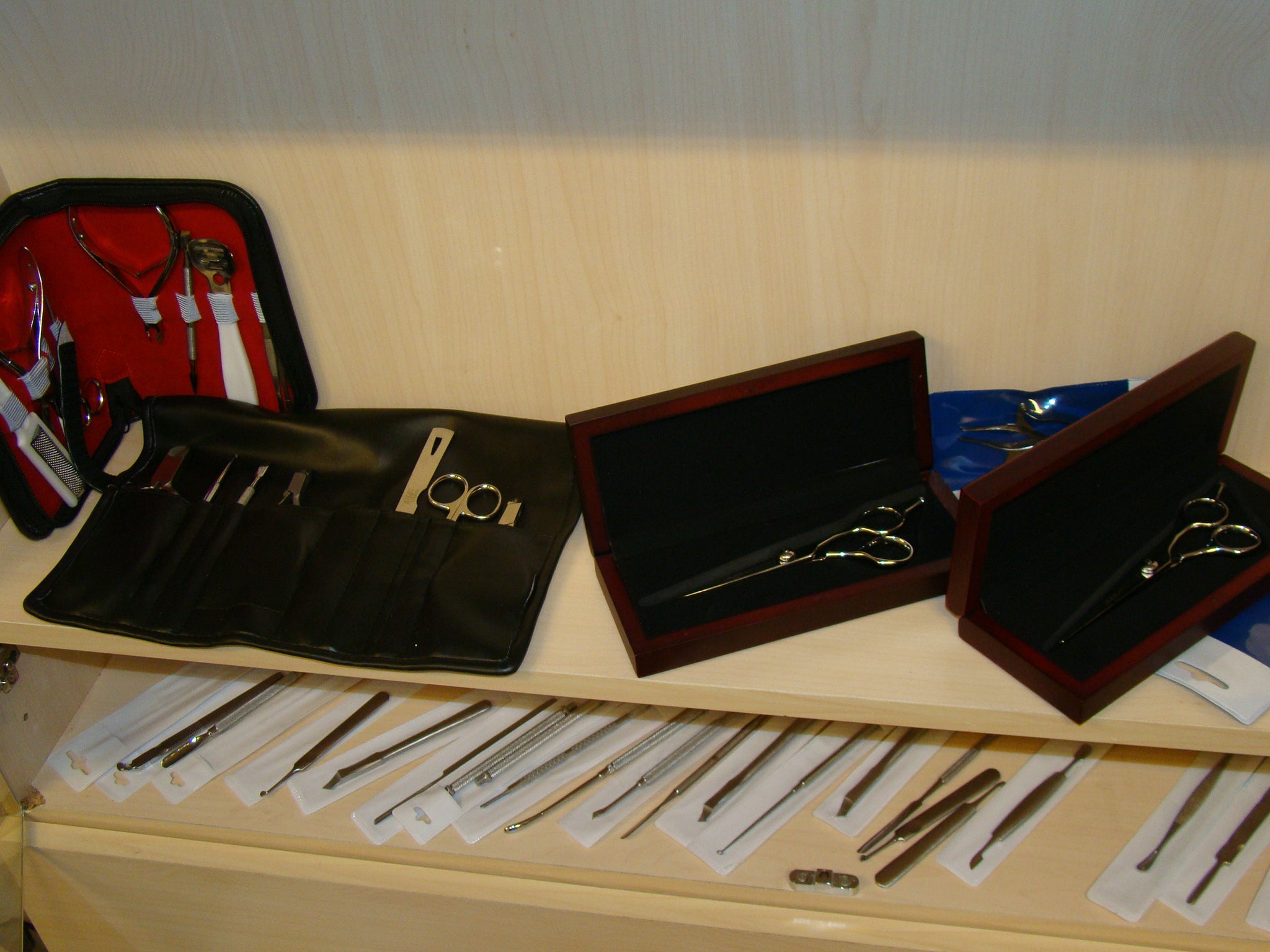 115 - Instrument za obnohtno kožico - dvostranski 