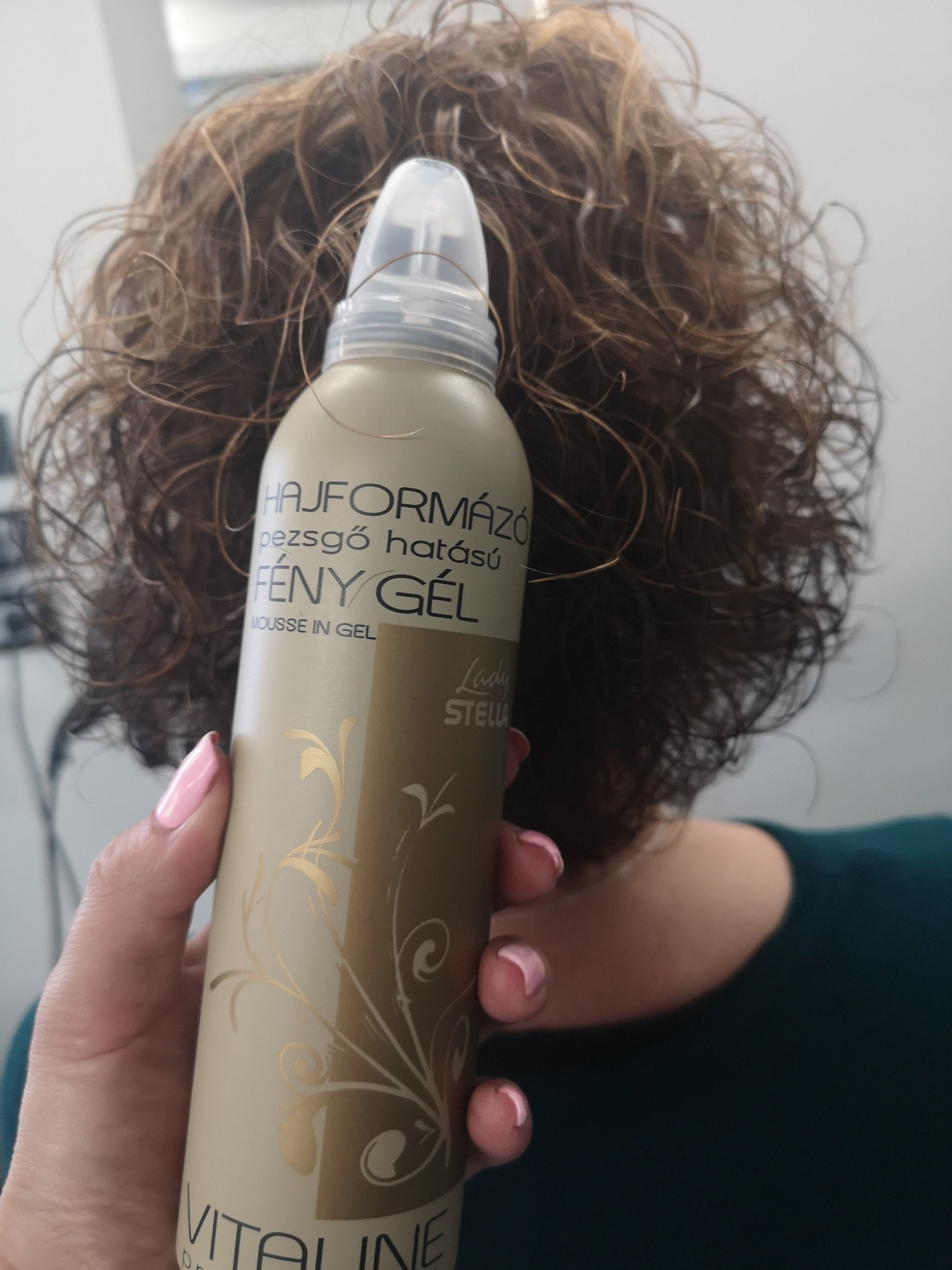 Vitaline pena v gelu s sijajnim učinkom 250ml