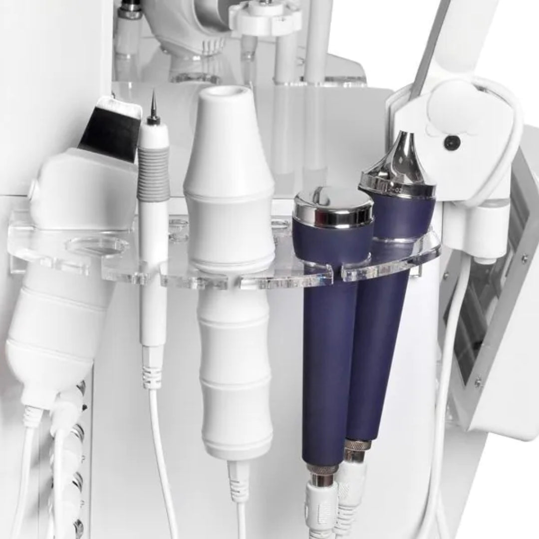 Kozmetični stolp 27 v 1