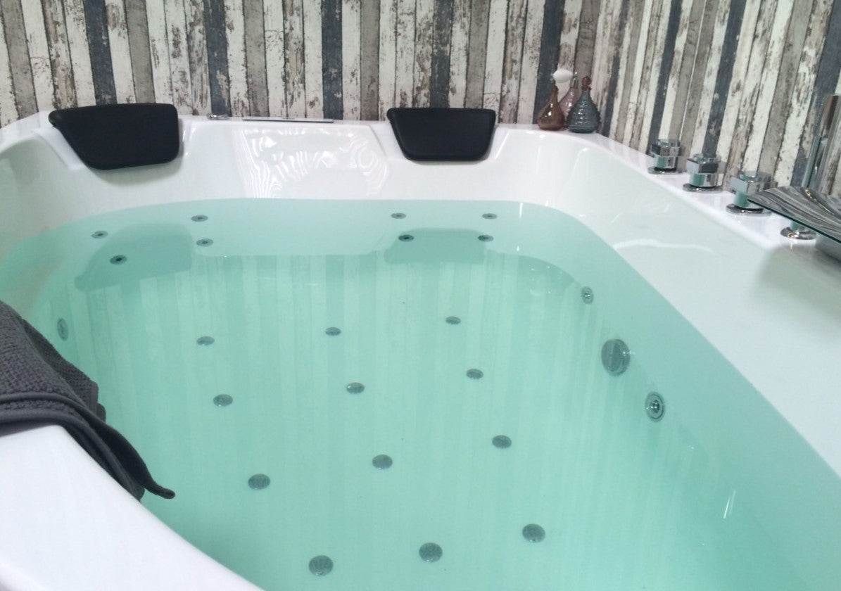 Masažna kad ART - Titanium šobe