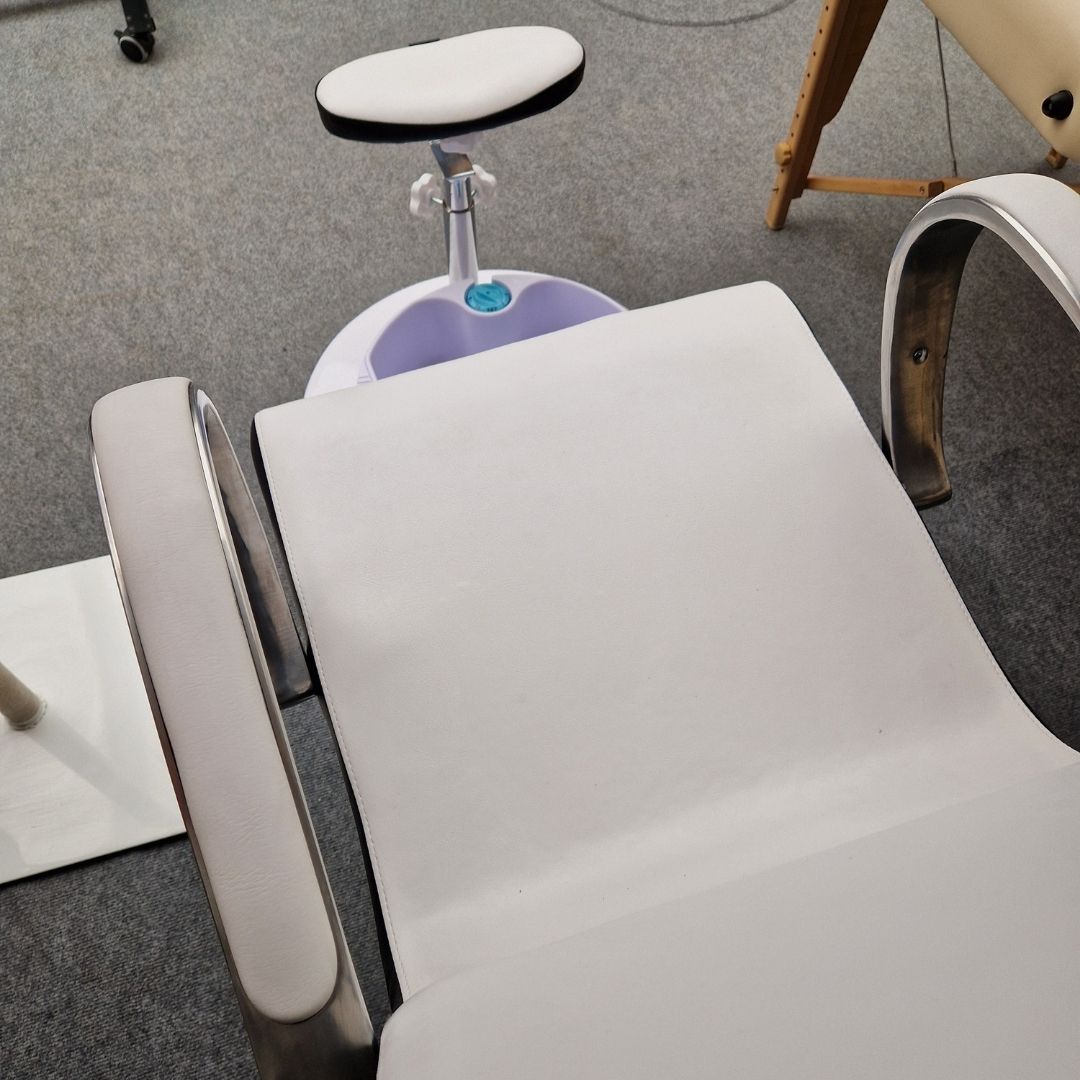 Pedikerska stolica s kadicom za pedikuru Lux AS308 – IZLOŽBENI EKSPONAT